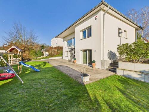 Großer Garten für die Familie - 