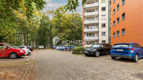 Parkplatz - 3 Zimmer Etagenwohnung zum Kaufen in Wolfsburg