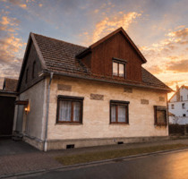 Zuhause mit Freiraum - Einfamilienhaus inklusive massivem Nebengelass - Georgenthal Schönau v d Walde