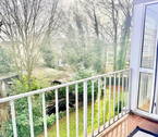Bild 1 - Wohlfühlen!! Helle 2 Zi. mit Balkon zur Gartenseite!
