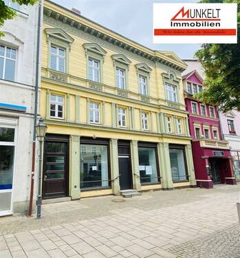 Wohnhaus - neu sanierte Wohnung sucht neue Mieter