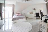 Schlafzimmer OG. - 