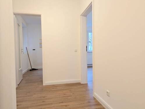 Flur - Frisch sanierte Wohnung in Harburg! Erdgeschoss mit eigener Terrasse!