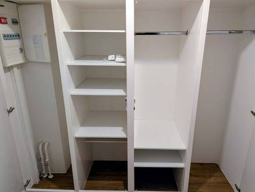 Einbauschrank Flur - 2 Zimmer Terrassenwohnung in Hamburg