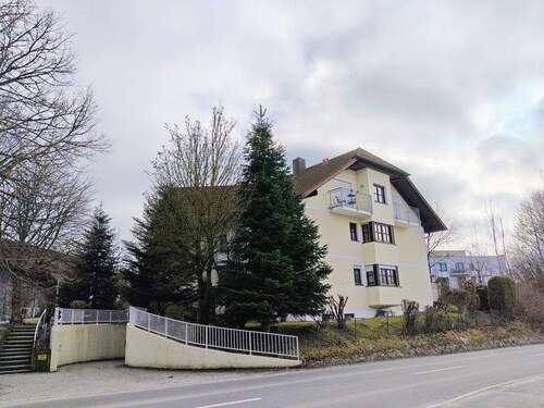  3-Zimmer-Wohnung mit Tiefgarage im Kurort Bad Griesbach - 3 Zimmer Etagenwohnung zur Miete in Bad Griesbach im Rottal