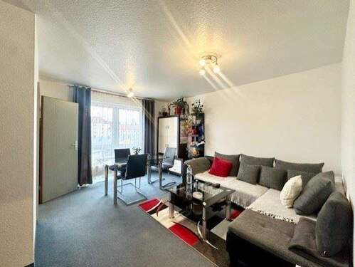 Wohnzimmer - 2 Zimmer Etagenwohnung zum Kaufen in Fürth