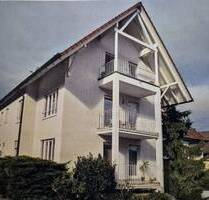 2 Zimmer DG-WOHNUNG mit 2 PKW Stellplätzen - Lauf