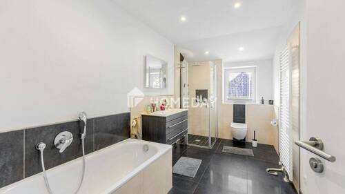 1. OG Badezimmer 1 1 - 