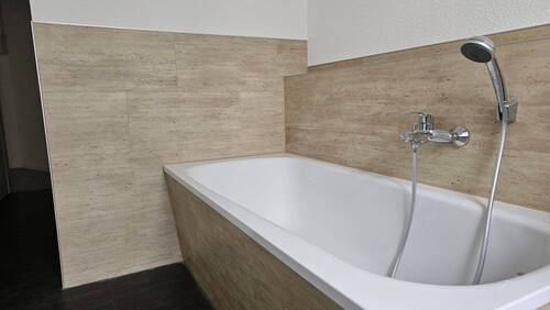 Bad.jpg - Etagenwohnung mit 94,60 m² in Chemnitz zur Miete