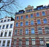 Vermietete 2-Raumwhg. in zentrumsnaher Lage! Großer Südbalkon, EBK, Tageslichtbad u. Stpl.! - Zwickau Innenstadt