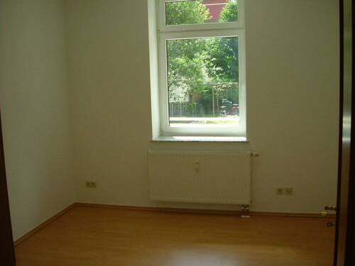 Schlafzimmer - Etagenwohnung mit 66,70 m&sup2; in Zwickau zum Kaufen