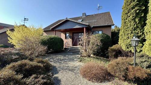 Außenansicht Eingangsbereich - 