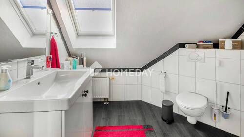 1. OG Badezimmer 1 - 