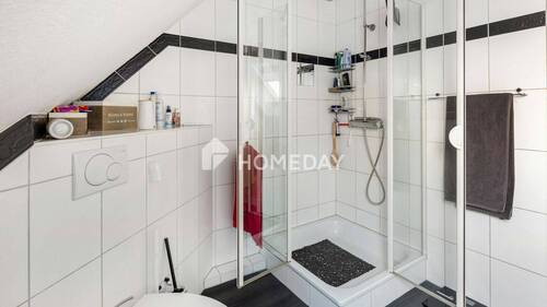 1. OG Badezimmer 2 - 