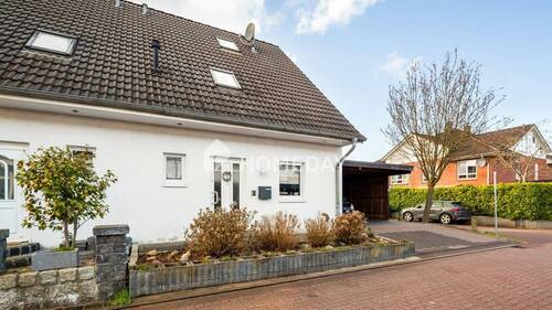 Außenansicht 2 - 5 Zimmer Doppelhaushälfte in Pinneberg