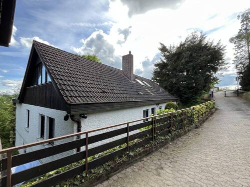 Bild 3 - 9 Zimmer Einfamilienhaus in Ansbach