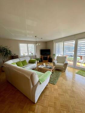 Referenz: Wohnzimmer - Mehrfamilienhaus, Wohnhaus mit 345,00 m² in Kehl zum Kaufen