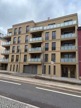 Vorderansicht 1.jpg - moderne, altersgerechte 3-Raum Wohnung nähe Schloßpark