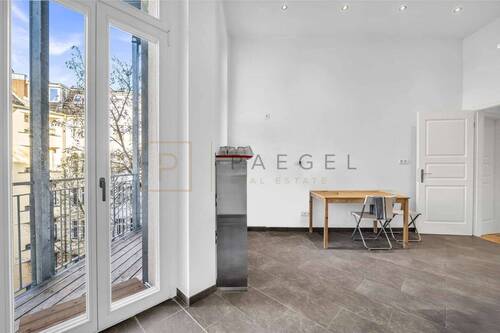 Ausgang zum hofseitigen Balkon - 