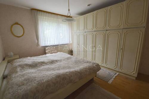 Schlafzimmer - Etagenwohnung mit 50,60 m&sup2; in Budenheim zum Kaufen