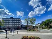 Gebäude mit Umfeld - 