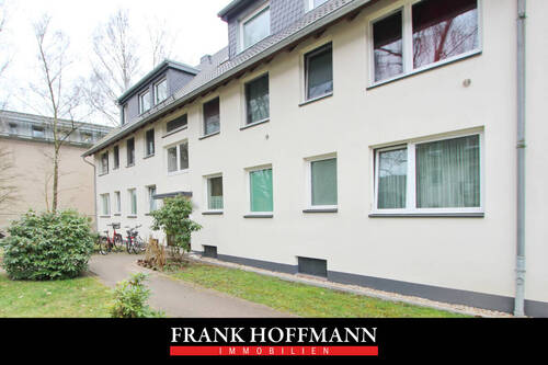 Titelbild V9681 - 1-Zi-Wohnung im Hochparterre in zentraler Lage mit großem Balkon in Hamburg-Niendorf