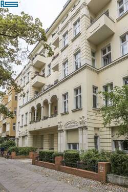 Fassade - Vermietete Einzimmerwohnung unweit des Volksparks Wilmersdorf