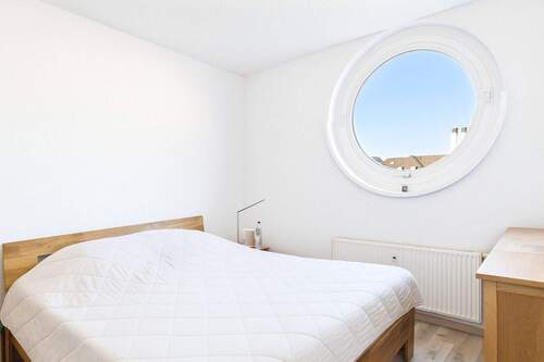 Schlafzimmer - 2 Zimmer Etagenwohnung in Düsseldorf