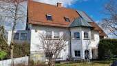 Hausansicht - Traumhaft schön gelegenes Einfamilienhaus mit Einliegerwohnung!