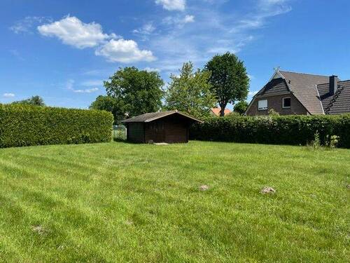 Gartenhäuschen.jpeg - 4 Zimmer Bungalow zum Kaufen in Langenhagen