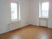 Wohnzimmer grundrissgleiche Wohnung obendrüber - 2 Zimmer Etagenwohnung zur Miete in Chemnitz