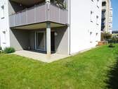 Terrasse und Garten - Leinfelden-Echterdingen: 'Zentral und mit großem Garten' Barrierefreie 3,5-Zimmer-Wohnung