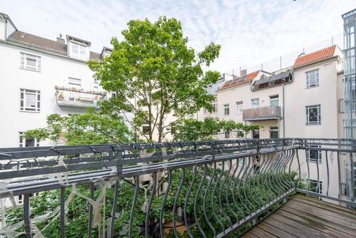 Balkon 1 - 3 Zimmer Etagenwohnung zum Kaufen in Berlin