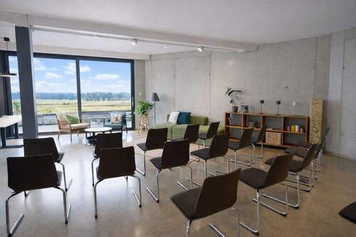 Raum für Visionen: Flexible Bestuhlung für Workshops und Events. - 