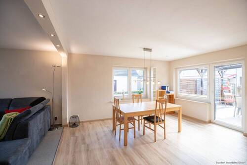 Wohn- und Esszimmer - 