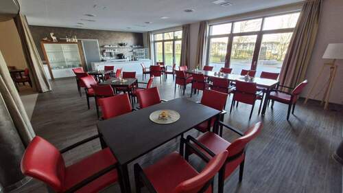 Cafe & Veranstaltungsraum im EG, #110022 - 