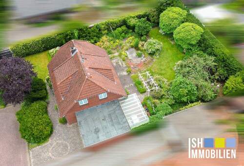 Bild 1 - Stade-Schwedenviertel: Einfamilienhaus mit viel Platz und toller Lage auf dem Geestberg.