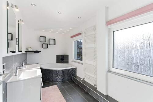 Alexander Immobilien - 