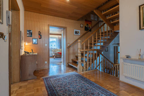 Diele Treppenhaus - 1 Zimmer Einfamilienhaus in Passau