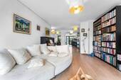 Wohnzimmer - 4 Zimmer Etagenwohnung zum Kaufen in Bergisch Gladbach