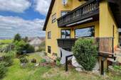 Balkone - 7 Zimmer Mehrfamilienhaus, Wohnhaus zum Kaufen in Zöllnitz