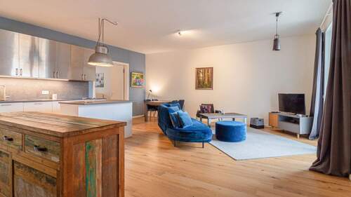 Wohnzimmer - 3 Zimmer Etagenwohnung zum Kaufen in Berlin