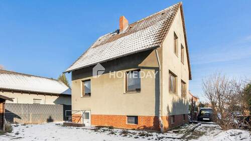 Außenansicht 3 - Raum für Ideen und Zukunft - freistehendes Einfamilienhaus mit Garten und Keller in Langenhagen