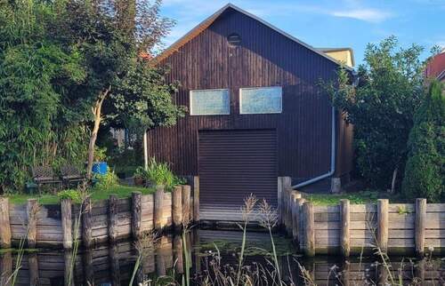 Bootshausausfahrt - 8 Zimmer Einfamilienhaus in Neukalen