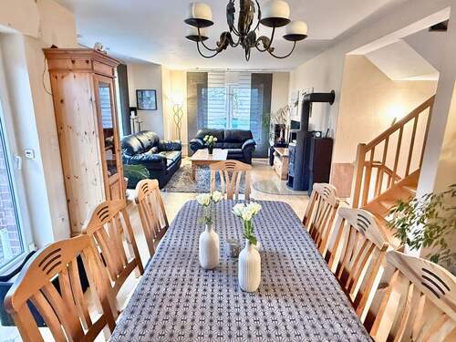 Essbereich und Wohnzimmer - 