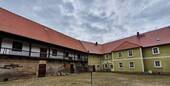 Blick zum Wettergang und Wohnhaus - Vor den Toren Naumburgs-Vierseitenhof,-Nachhaltig leben und wohnen