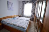 Schlafzimmer OG links - 