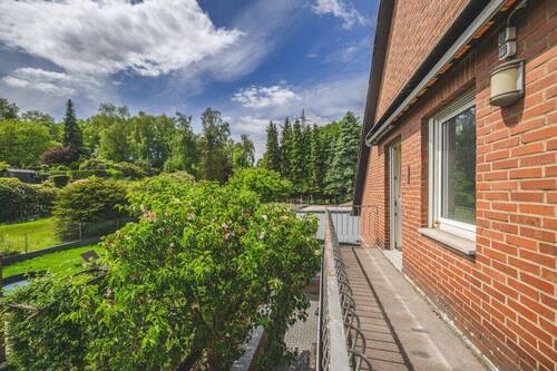 Balkon, DG-Wohnung - 