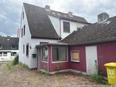 Seitenansicht - 5 Zimmer Doppelhaushälfte zum Kaufen in Hamburg