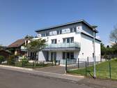 Hausansicht_front.jpg - 3 Zimmer Etagenwohnung in Hennef (Sieg)